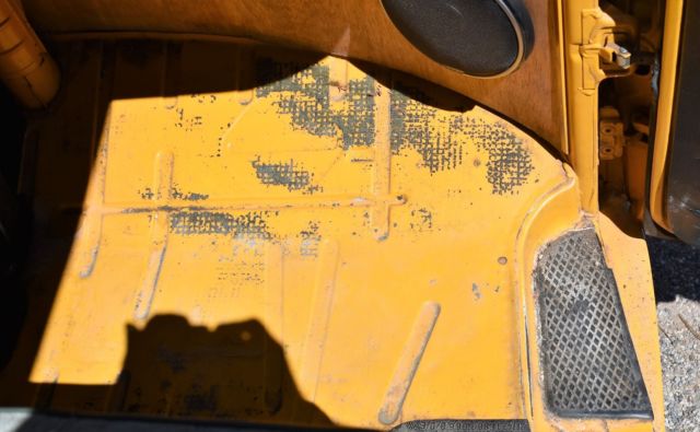 1976 Marigold Volkswagen Bus/Vanagon Pop-top, 2 level camper bus