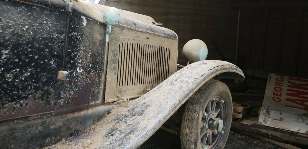 1927 Black Chrysler Series 65 4 Door