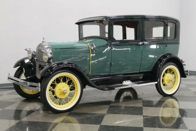 1929 Green Ford Model A Sedan