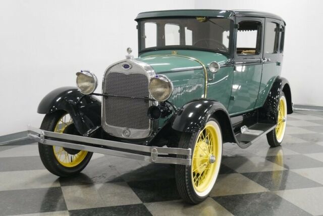 1929 Green Ford Model A Sedan