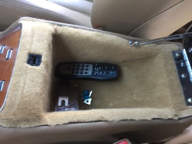 1973 Green Jaguar XJ6 4 door sedan