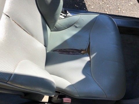 1993 Black Mercedes-Benz 300-Series Sedan