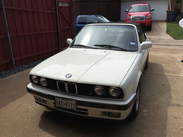 1991 White BMW 3-Series Convertible