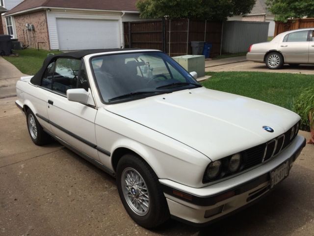 1991 White BMW 3-Series Convertible