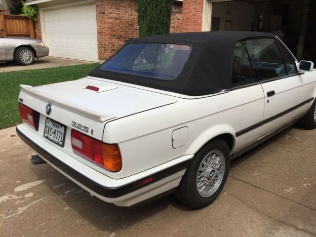 1991 White BMW 3-Series Convertible
