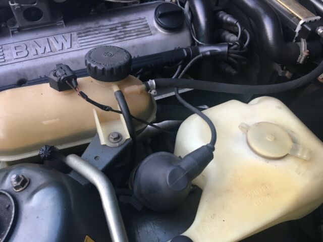 1987 Gray BMW 3-Series Coupe