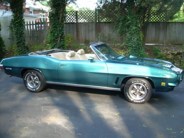 1972 Green Pontiac Le Mans Convertible
