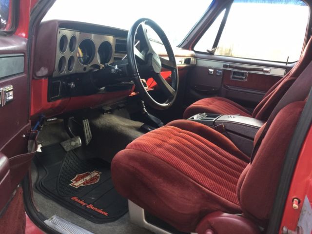 1988 Red Chevrolet Blazer