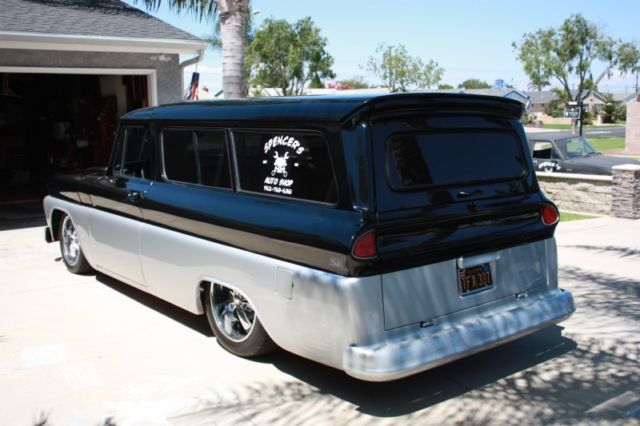 1966 Black/Silver GMC Suburban SUV
