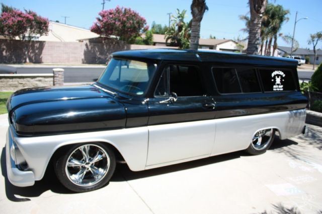 1966 Black/Silver GMC Suburban SUV