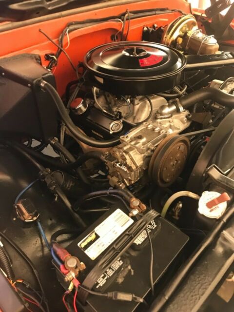 1970 Orange Chevrolet C-10 SUV