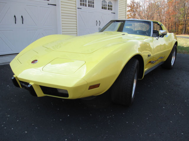 1975 Custom Yellow Chevrolet Corvette Coupe