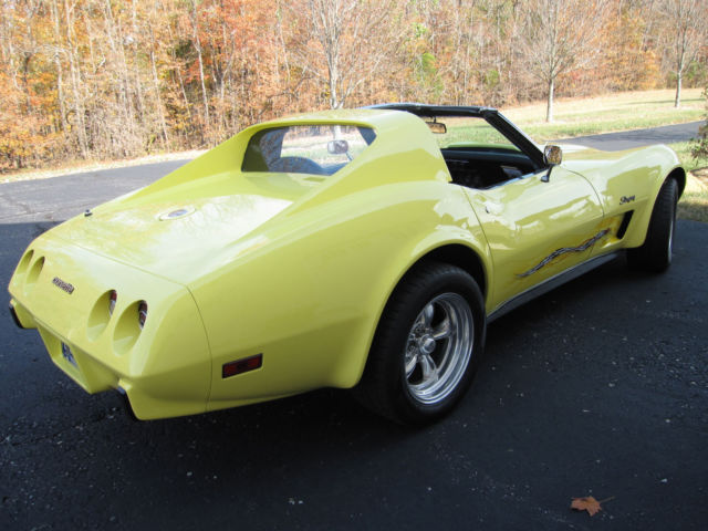 1975 Custom Yellow Chevrolet Corvette Coupe