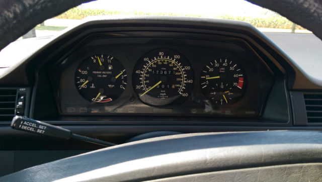 1987 Beige Mercedes-Benz 300-Series 4 door