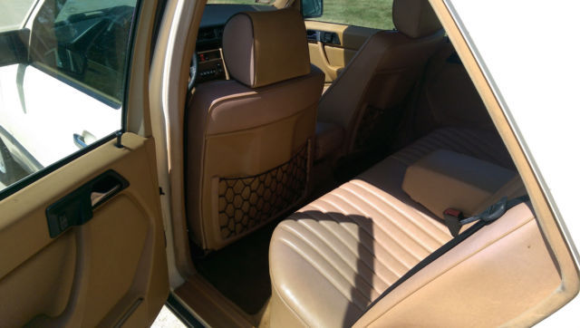 1987 Beige Mercedes-Benz 300-Series 4 door