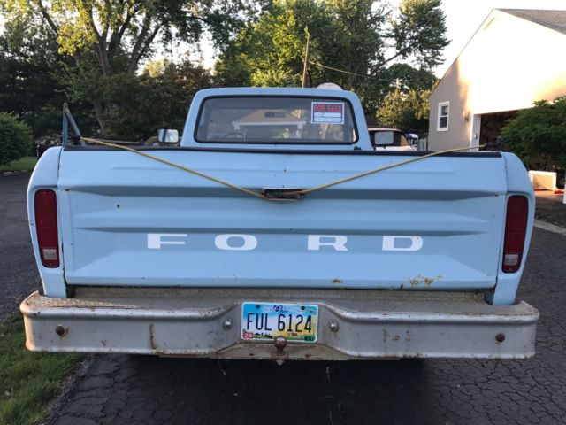 1979 Blue Ford F-250