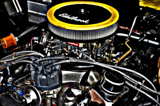 1973 Yellow Ford Bronco SUV