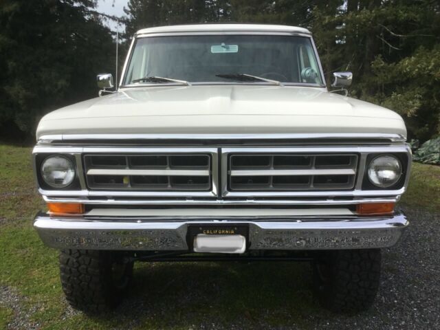 1971 White Ford F-100 Standard Cab Pickup