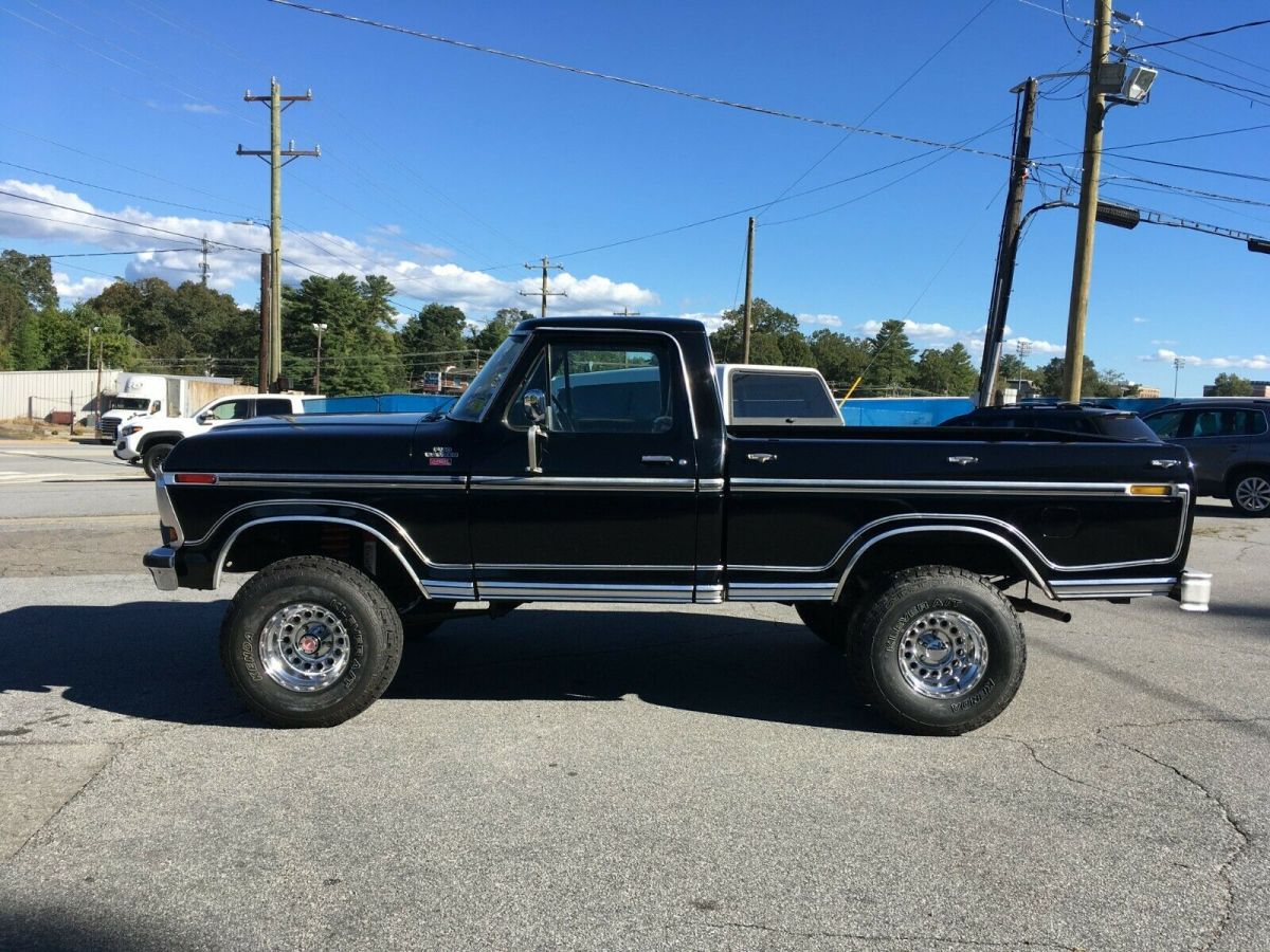 1974 Ford F-100 Standard Cab Pickup