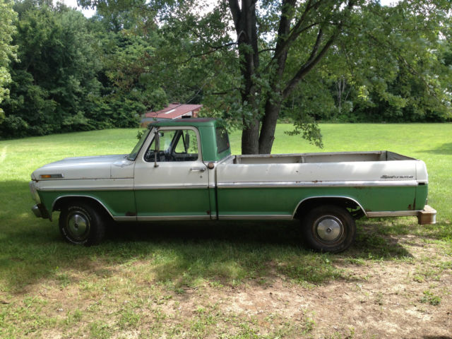 1954 Midnight Blue Ford F-100 Cab & Chassis