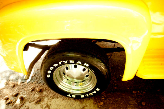 1963 Yellow Ford F-100 Short Body Step side pick up