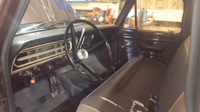 1969 Brown Ford F-250 Standard Cab Pickup