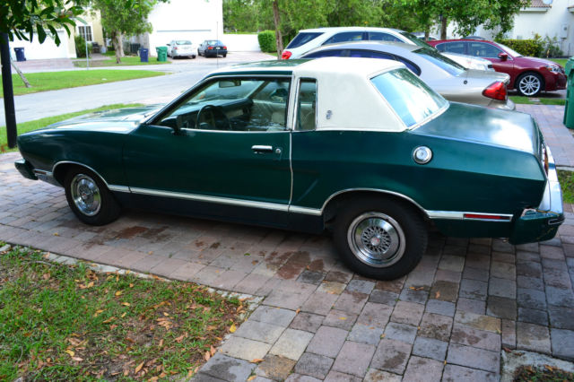 1977 Ford Mustang Coupe