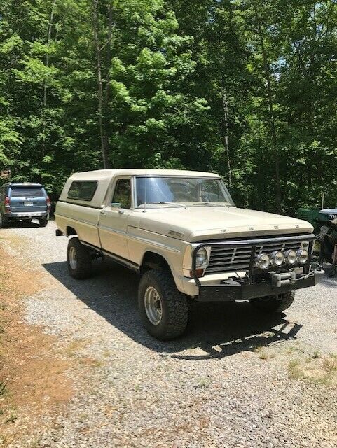 1967 Tan Ford F-250 Standard Cab Pickup