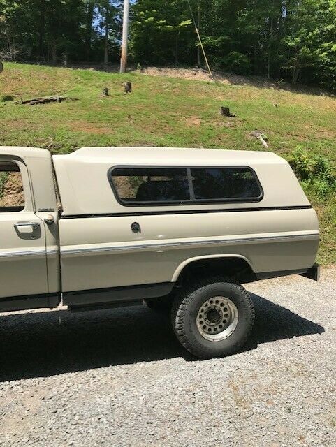1967 Tan Ford F-250 Standard Cab Pickup