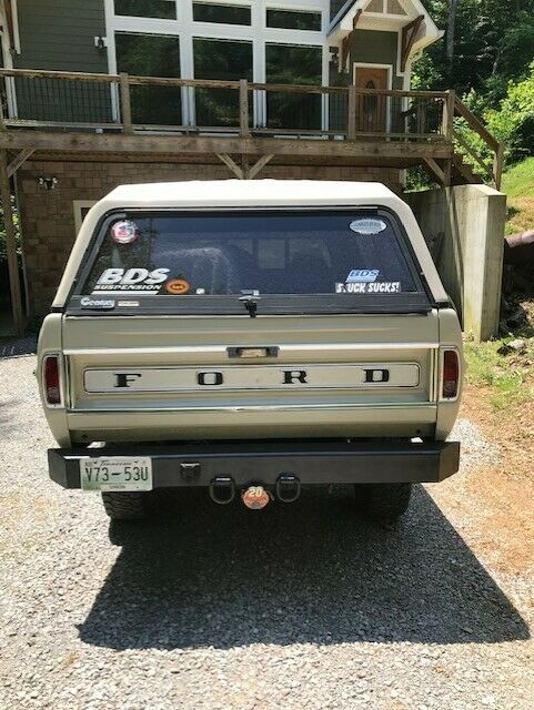 1967 Tan Ford F-250 Standard Cab Pickup