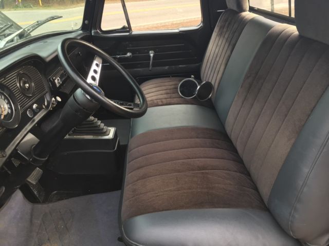 1961 Gray Ford F-100 Uni Body