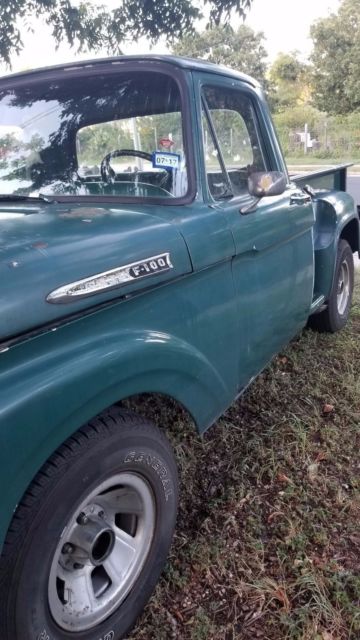 1962 Green Ford F-100