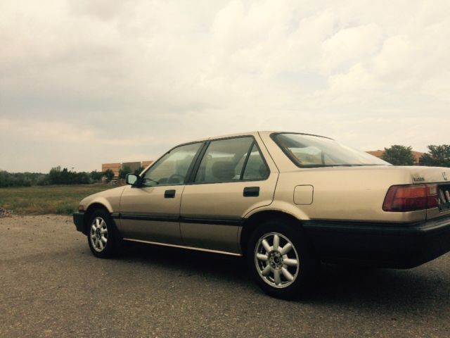1988 Gold Honda Accord Sedan