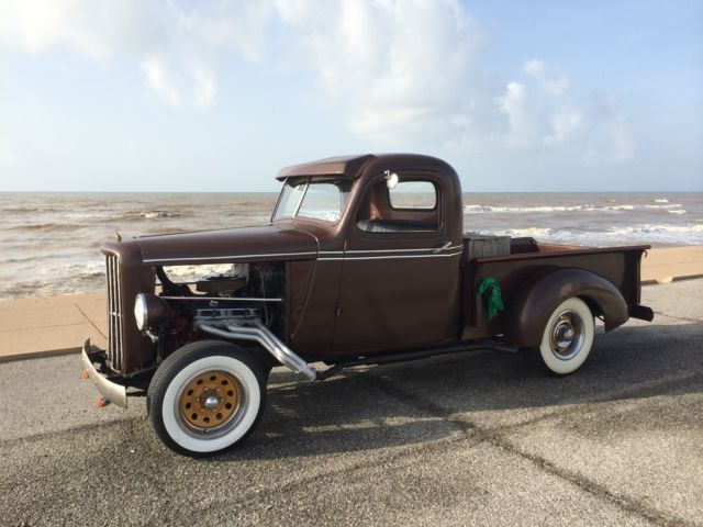 1947 brown with metal flakes Chevrolet truck Crew Cab Pickup