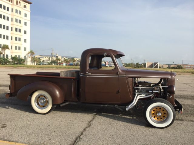 1947 brown with metal flakes Chevrolet truck Crew Cab Pickup