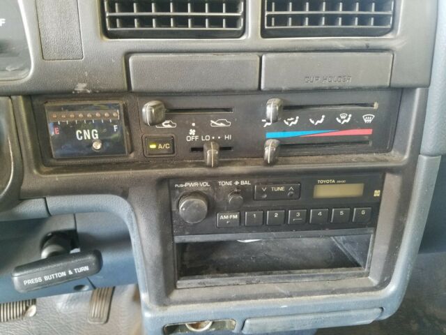 1990 White Toyota Pickup Pickup Truck