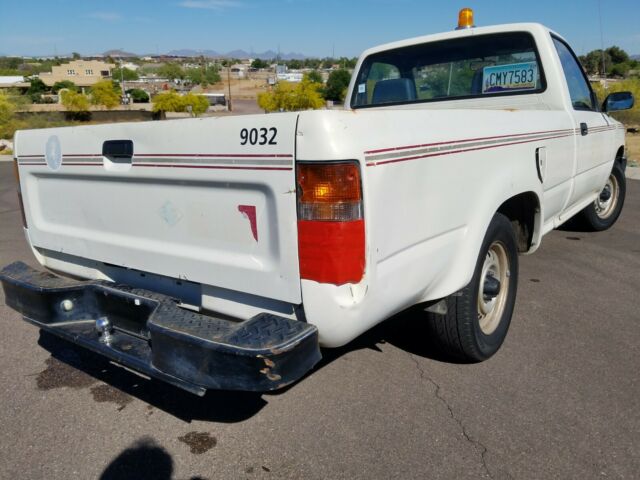 1990 White Toyota Pickup Pickup Truck