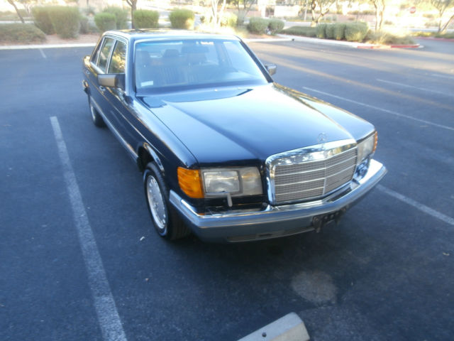 1988 mid night blue Mercedes-Benz 300-Series Sedan