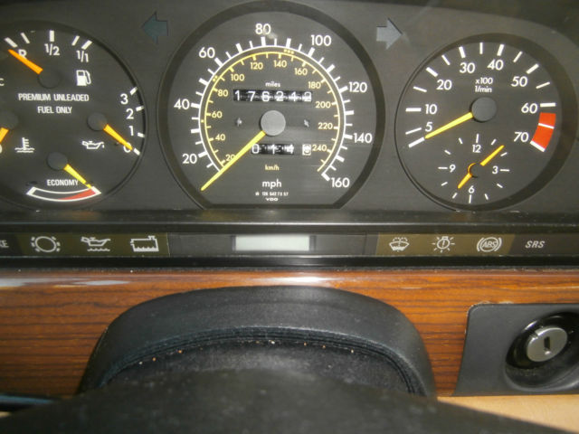 1988 mid night blue Mercedes-Benz 300-Series Sedan