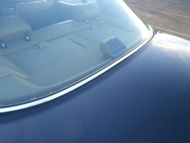 1988 mid night blue Mercedes-Benz 300-Series Sedan