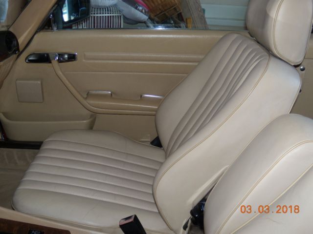 1989 Red Mercedes-Benz SL-Class Convertible