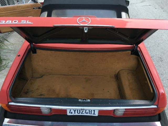 1985 Red Mercedes-Benz SL-Class Convertible Coupe