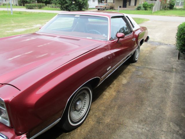 1977 Burgundy Chevrolet Monte Carlo Coupe