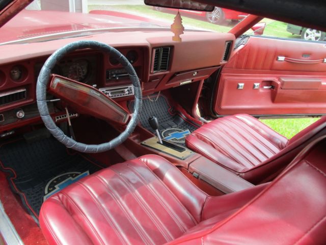 1977 Burgundy Chevrolet Monte Carlo Coupe