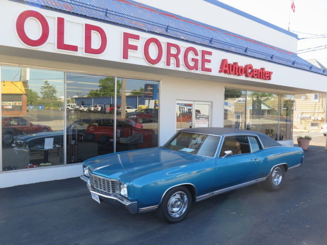 1972 Blue Chevrolet Monte Carlo Coupe