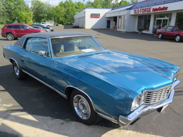 1972 Blue Chevrolet Monte Carlo Coupe