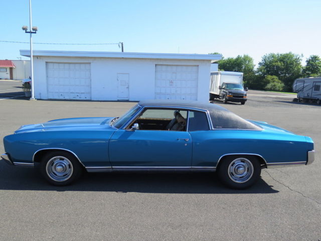 1972 Blue Chevrolet Monte Carlo Coupe