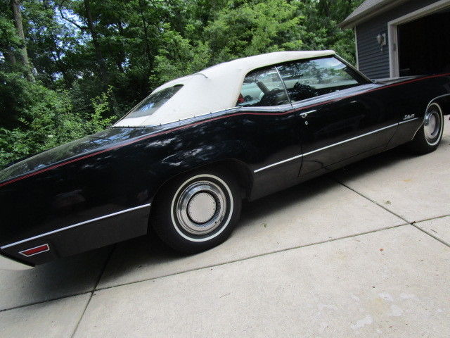 1970 Black Oldsmobile Eighty-Eight Convertible
