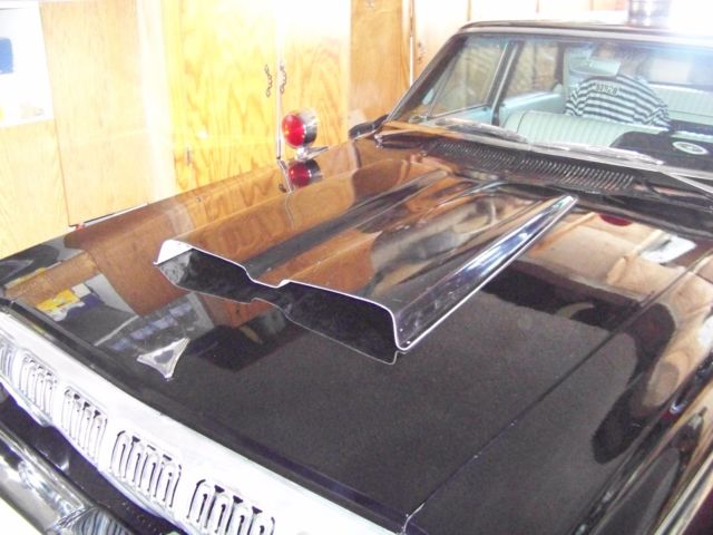 1963 black/white Dodge Polara