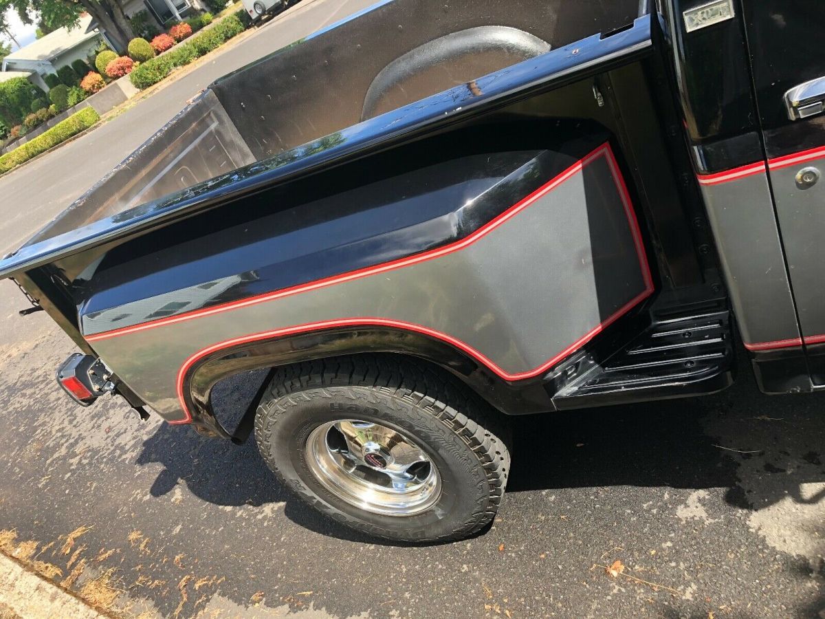 1981 Black Ford F-150 Step side